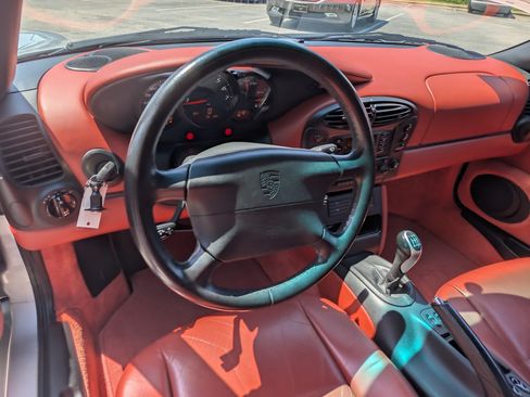 Used 2000 Porsche Boxster RWD image 20