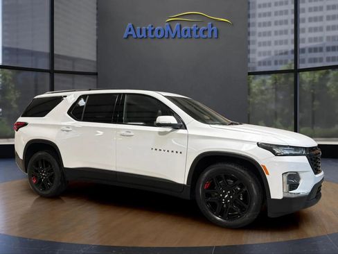 Used 2024 Chevrolet Traverse RS image 14