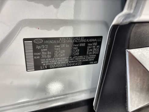 Used 2022 Hyundai Santa Fe Limited FWD image 27