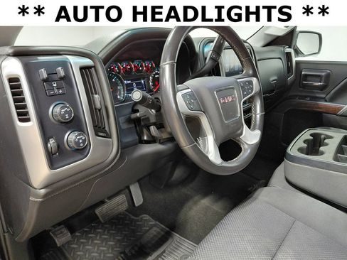Used 2018 GMC Sierra 1500 SLE image 17