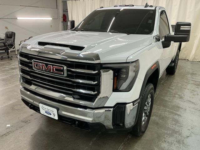 Used 2024 GMC Sierra 2500 SLE w/ SLE Convenience Package AWD/4WD image 11