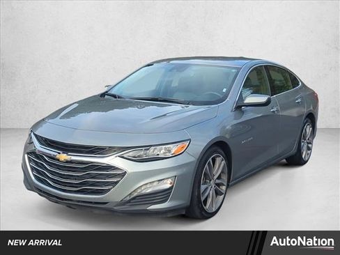 Used 2024 Chevrolet Malibu LT image 1