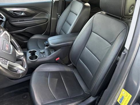 Used 2020 GMC Terrain SLT w/ Preferred Package image 12