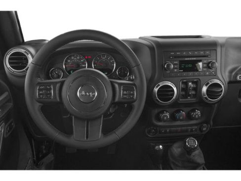 Used 2018 Jeep Wrangler Unlimited Sahara image 10