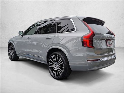 Certified 2025 Volvo XC90 B5 Core w/ Protection Package Premier image 8