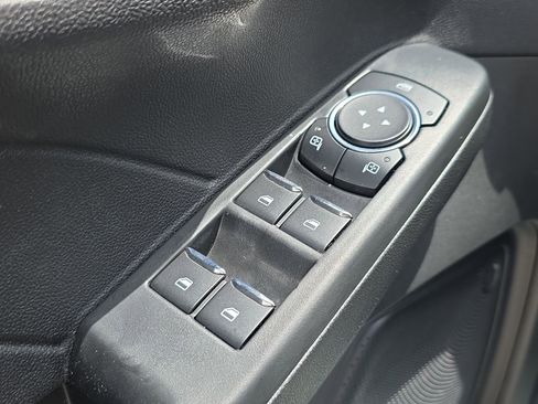 Used 2022 Ford Escape SE FWD image 21