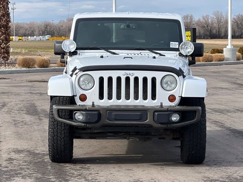 Used 2013 Jeep Wrangler Unlimited Sahara w/ Connectivity Group AWD/4WD image 6