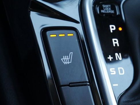 Used 2023 Kia Seltos SX w/ SX Sunroof Package image 4