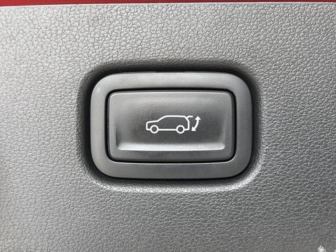Used 2024 Hyundai Kona Limited AWD/4WD image 15