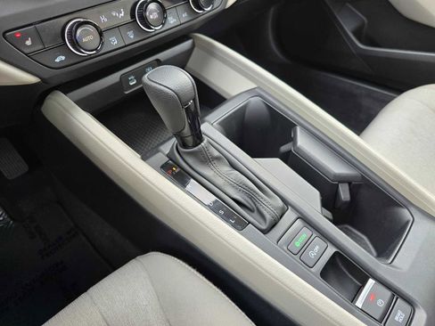 Certified 2024 Honda Accord EX image 37