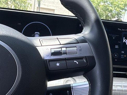 Used 2024 Hyundai Kona SEL FWD image 19
