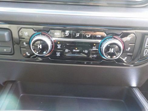 New 2026 GMC Sierra 1500 SLT w/ SLT Premium Plus Package image 43