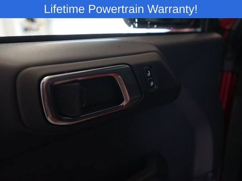 New 2025 Ford Bronco Badlands image 19