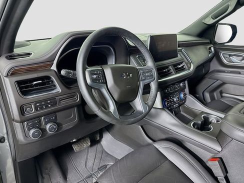 Used 2023 Chevrolet Tahoe Z71 w/ Luxury Package image 9