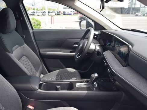 New 2026 Nissan Kicks SV FWD image 18