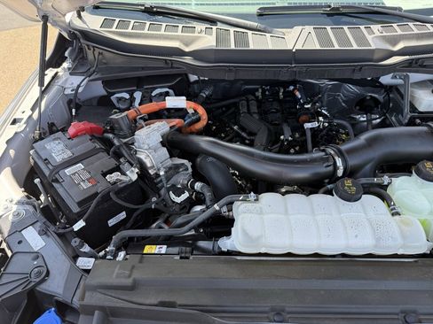 Used 2024 Ford F150 XLT w/ Mobile Office Package image 38