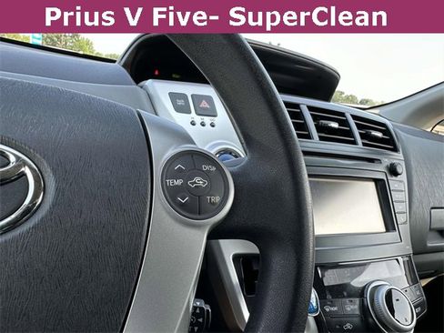 Used 2012 Toyota Prius V Five image 20