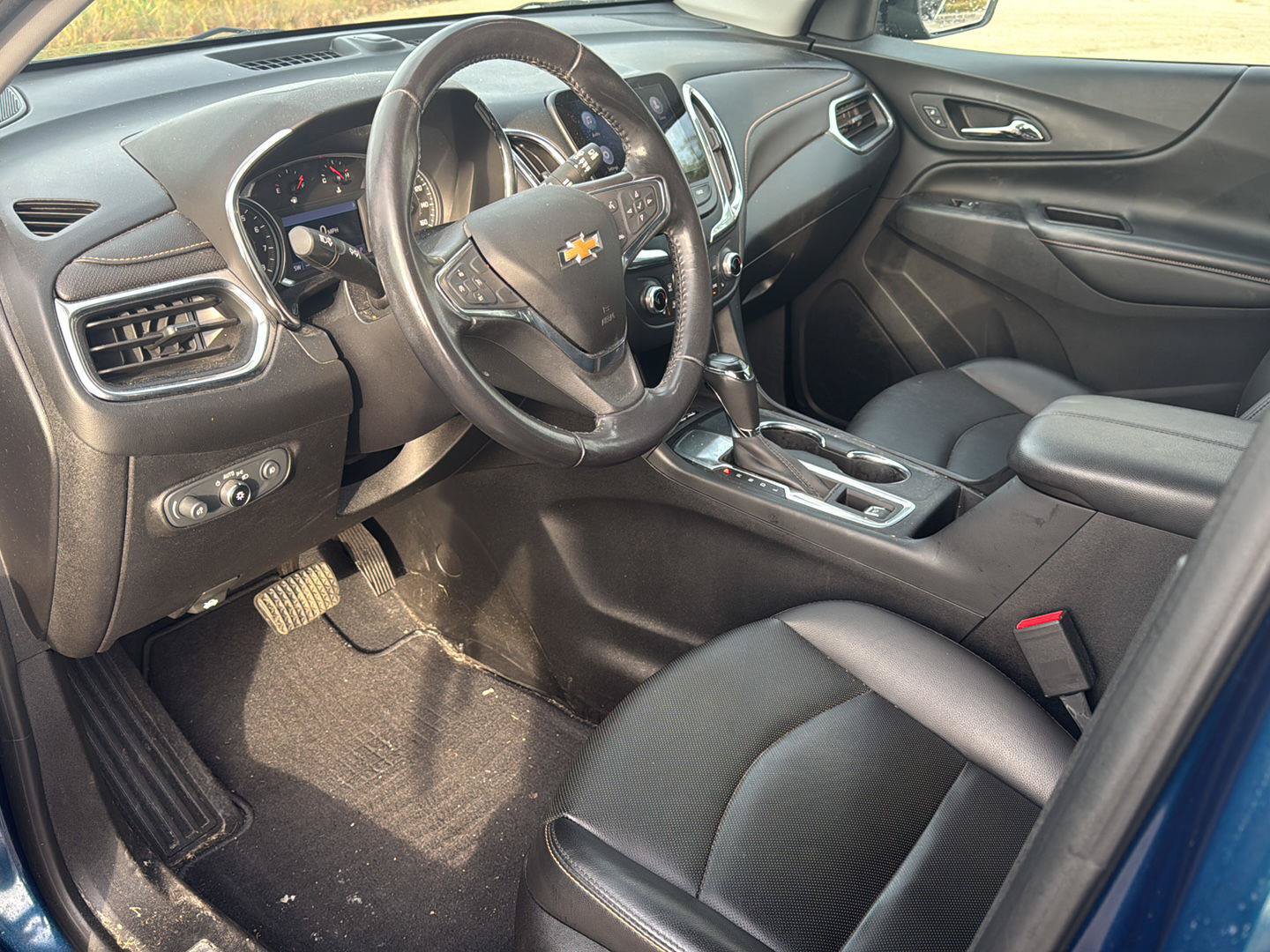 Used 2019 Chevrolet Equinox Premier FWD image 11