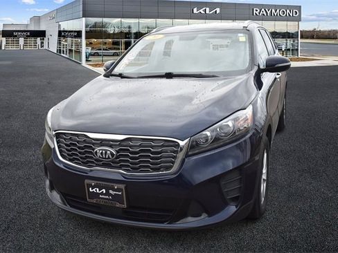 Used 2020 Kia Sorento LX w/ LX I4 Convenience Package image 7