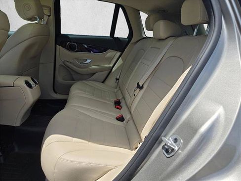 Certified 2021 Mercedes-Benz GLC 300 image 17