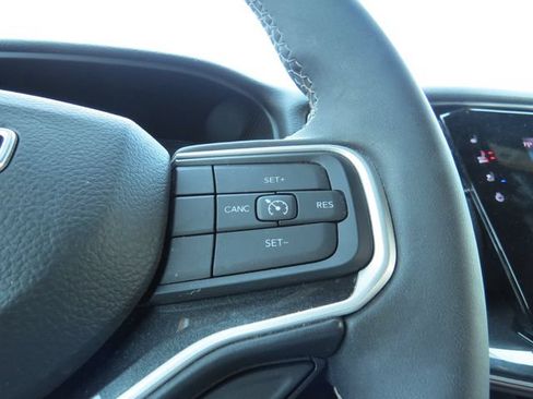 Used 2022 Jeep Wagoneer Series I RWD image 11