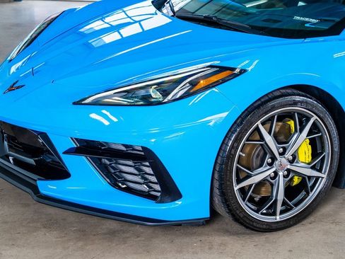 Used 2023 Chevrolet Corvette Stingray Premium Cpe w/ Z51 Performance Package image 13