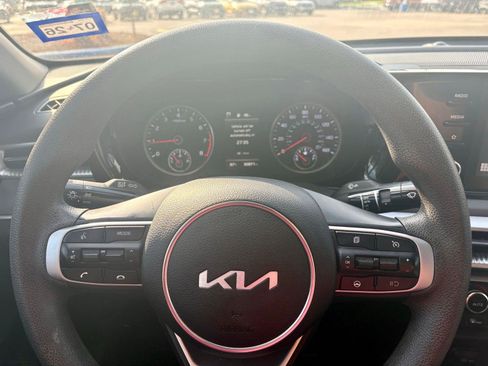 Used 2024 Kia K5 LXS FWD image 13