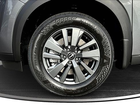 New 2025 Nissan Pathfinder SV w/ Black Appearance Package image 12