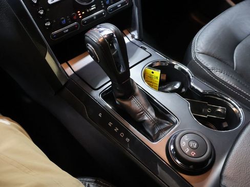 Used 2019 Ford Explorer Limited w/ Class III Trailer Tow Package image 28