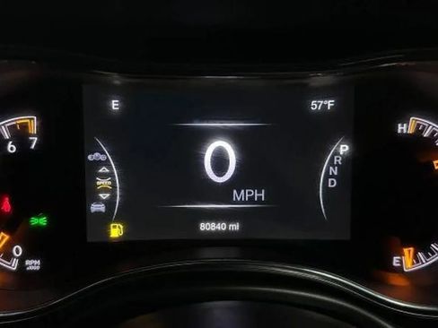 Used 2021 Jeep Grand Cherokee Limited w/ Sun & Sound Group image 23