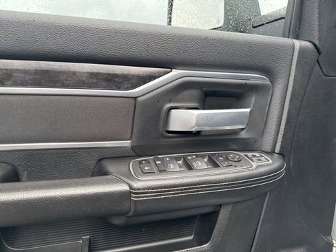 Used 2024 RAM 3500 Big Horn image 32