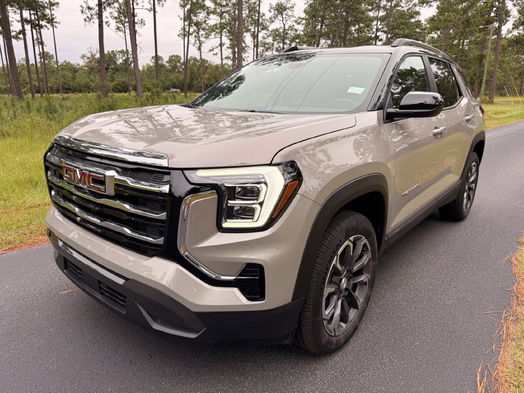 New 2027 GMC Terrain Elevation w/ Elevation Premium Package FWD image 1