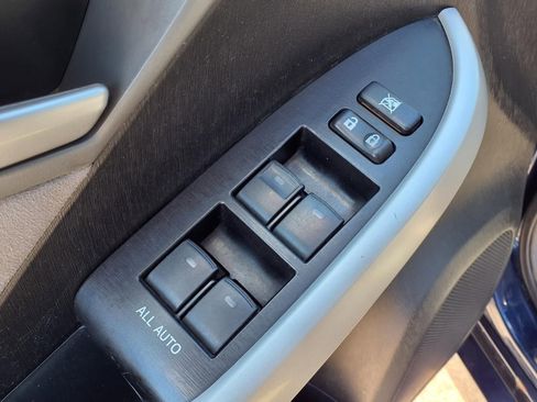 Used 2013 Toyota Prius Two FWD image 15