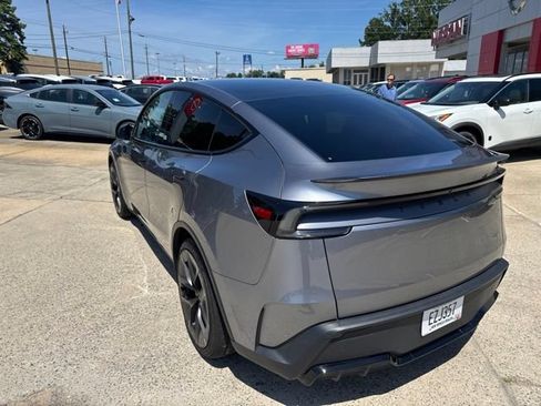 Used 2026 Tesla Model Y Performance AWD/4WD image 9