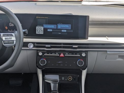 New 2025 Hyundai Tucson SEL image 18