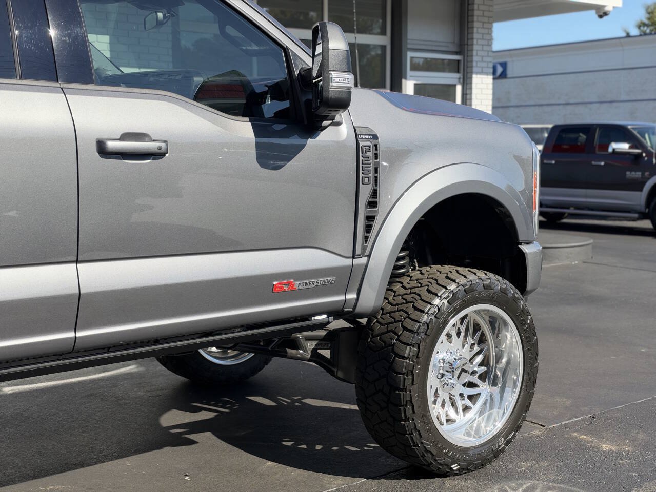 Used 2023 Ford F250 Lariat AWD/4WD image 13
