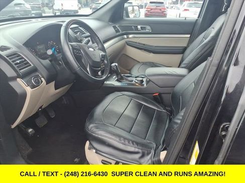 Used 2019 Ford Explorer XLT image 15