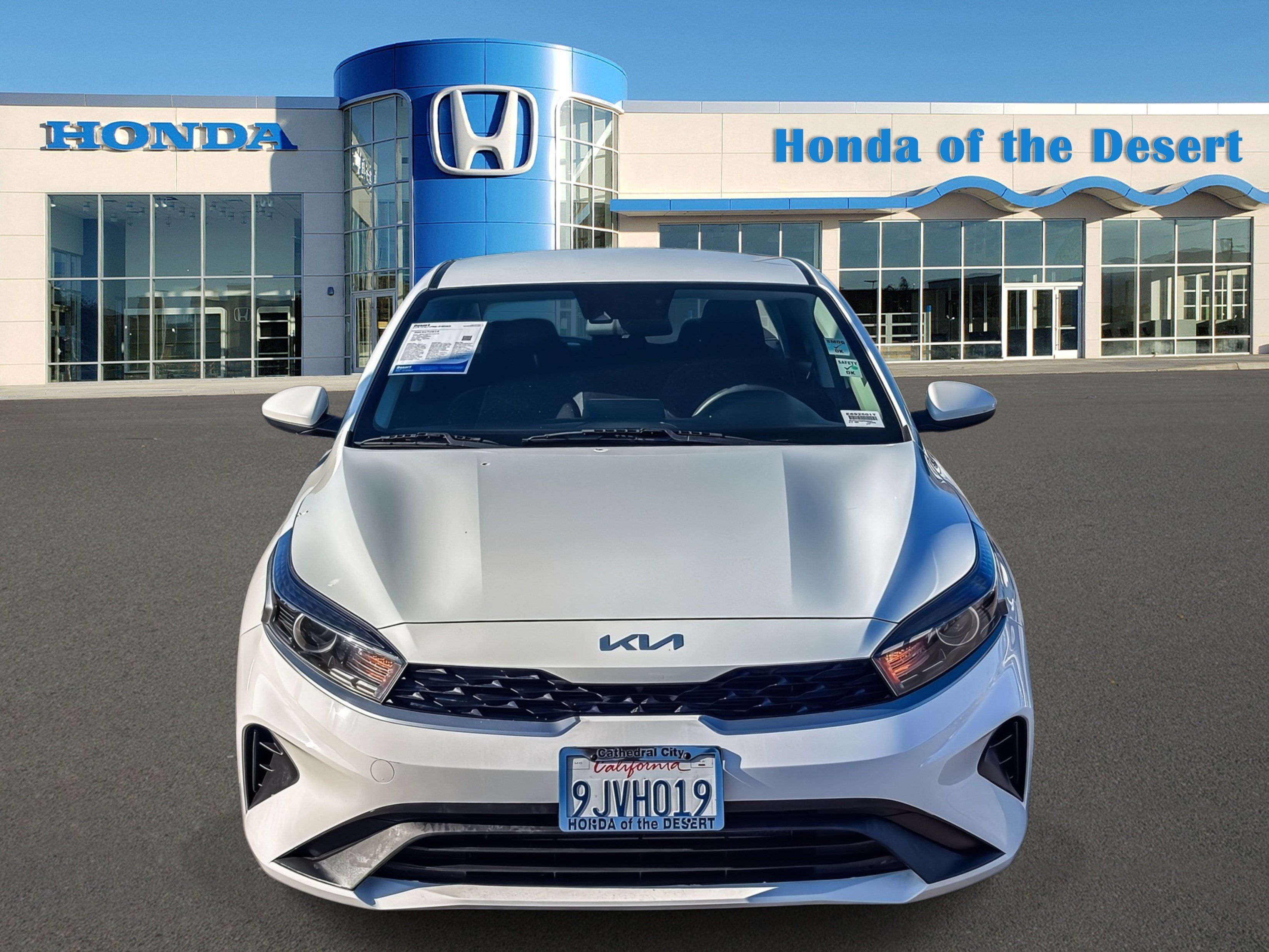 Used 2024 Kia Forte LX FWD image 2