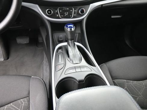 Used 2018 Chevrolet Volt LT image 76