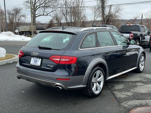 Used 2013 Audi A4 Premium Plus w/ Premium Plus Pkg image 4