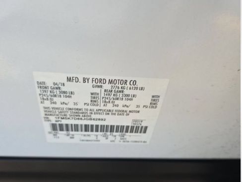Used 2018 Ford Explorer XLT FWD image 12