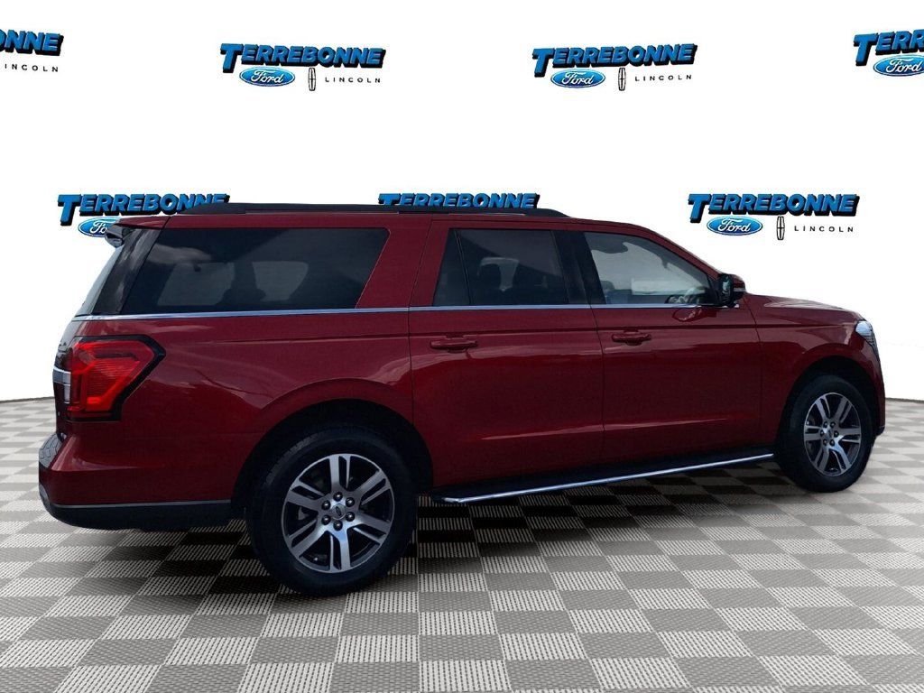 Certified 2022 Ford Expedition Max XLT RWD image 5