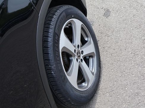 Certified 2019 Mercedes-Benz GLC 300 4MATIC image 39