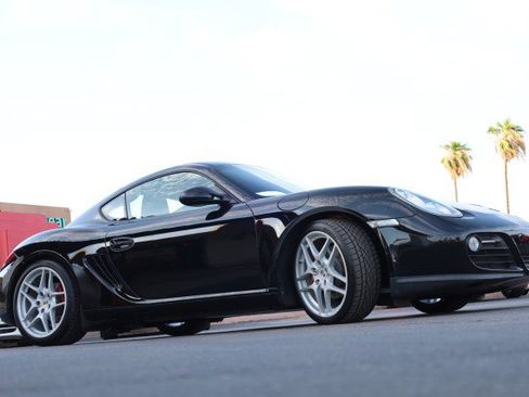Used 2011 Porsche Cayman RWD image 12