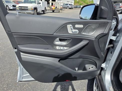 Certified 2026 Mercedes-Benz GLS 450 4MATIC image 13