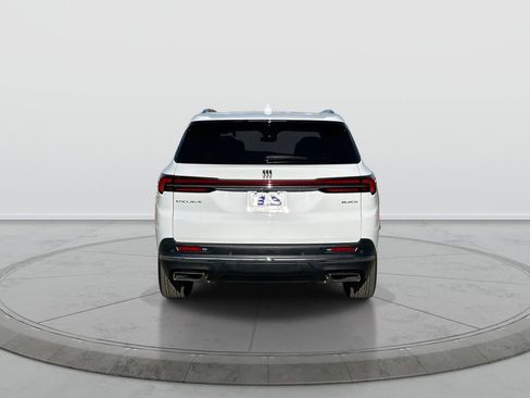 Used 2026 Buick Enclave Preferred w/ Power Package FWD image 7