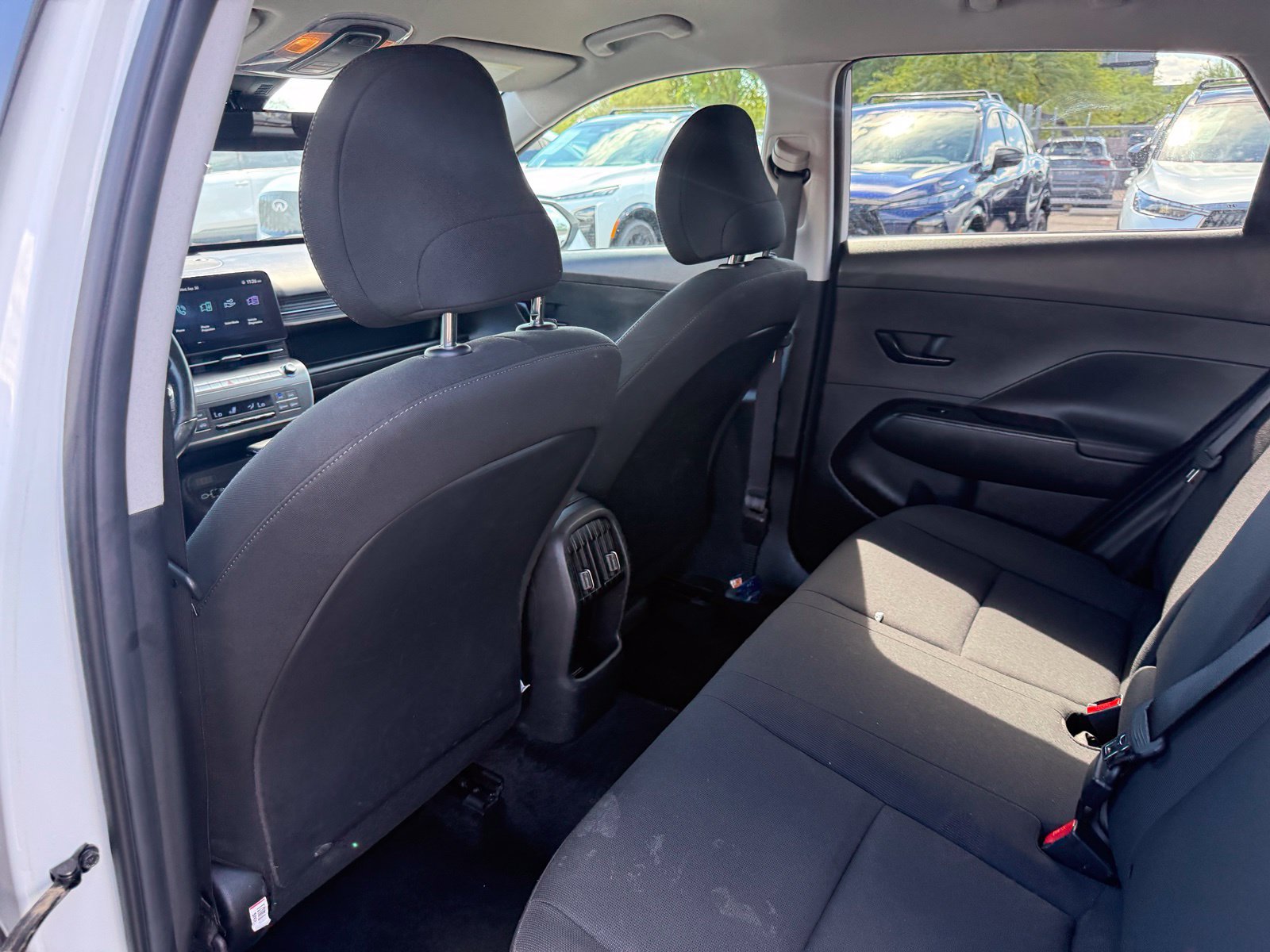Used 2025 Hyundai Kona SEL FWD image 11