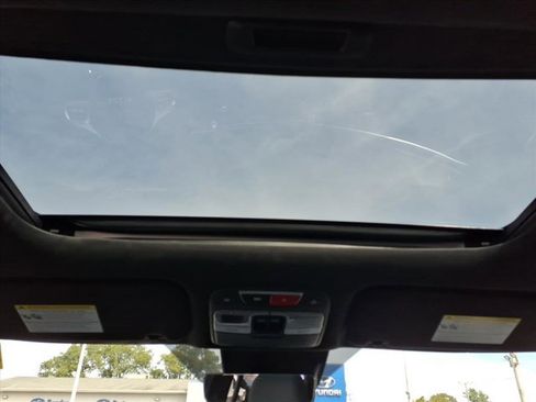 Used 2023 Kia Telluride SX Prestige X-Line image 14