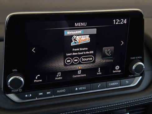 Used 2023 Nissan Rogue S FWD image 20