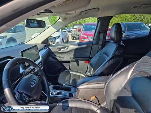 Used 2024 Ford Escape Platinum AWD/4WD image 36